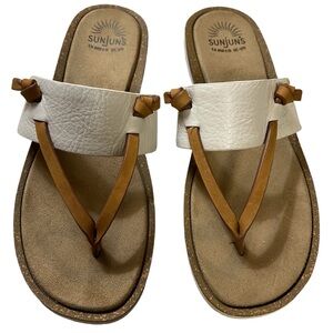 Sunjun's G.H. Bass Co. leather white tan thong flip flop Size 6.5